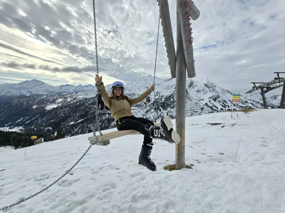 Za ustvarjanje lepih spominov služijo foto kotički, ki jih najdete ob smuči&scaron;ču. F Simon Meglič