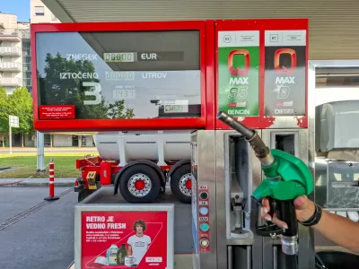 12.06.2025 - Petrol - Bencinska črpalka - točenje goriva - bencinFoto: Luka Cjuha