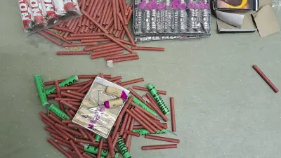 Zasežene petarde, pirotehnika, PU Novo mesto