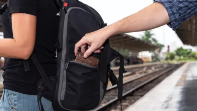 Potovanje po Evropi je sicer razmeroma varno, toda previdnost ne bo odveč. / Foto: Istock