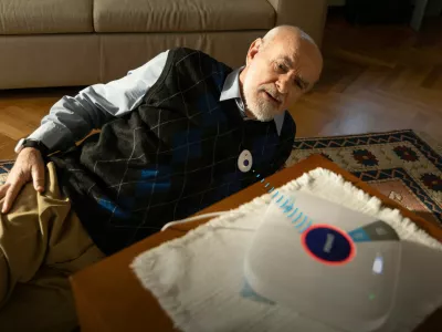 Gumb, ki re&scaron;uje življenje: storitev, ki deluje brez interneta ali pametnega telefona