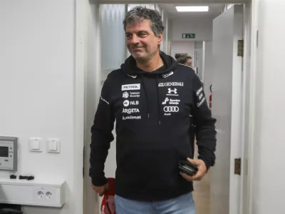 - Ale&scaron; Brezav&scaron;ček, trener,- 27.01.2025. - Novinarska konferenca smučarske reprezentance Slovenije v hitrih disciplinah.//FOTO: Bojan Velikonja