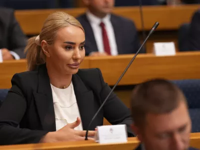 02.09.2025., Narodna skupstina RS, Banjaluka (BiH) - Pocela posebna sjednica Narodne skupstine Republike Srpske, na kojoj bi trebalo da bude izabrana nova Vlade Srpske, a za mandatara je predlozen Savo Minic. Oporba u NSRS bojkotuje uvodni ekspoze mandatara, a Minica je za mandatara predlozio Milorad Dodik, kojem je nedavno oduzet mandat predsjednika RS.Photo: Dejan Rakita/Pixsell Photo: Dejan Rakita/PIXSELL