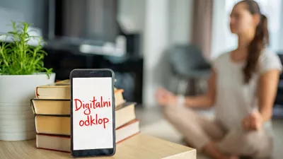 Začnimo novo leto bolj digitalno spro&scaron;čeni in odklopljeni. / Foto: Istock/ai