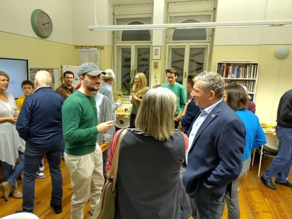 Sloven&scaron;čina v Gradcu &scaron;e živi, a njena prihodnost visi na nitki