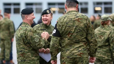 Hrvaška uvaja trimesečno obvezno služenje vojaškega roka.