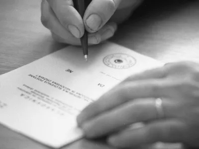 Plebiscit, volilni listič da/ne, 23.12.1990. Foto. Nace Bizilj, MNSZS