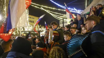 26.12.2025 - Prešernov trgu v Ljubljana shod harmonikarjev - harmonikaFoto: Luka Cjuha