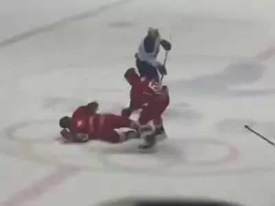 Luka&scaron;enko, hokej, incient. Vir: X, zajem zaslona
