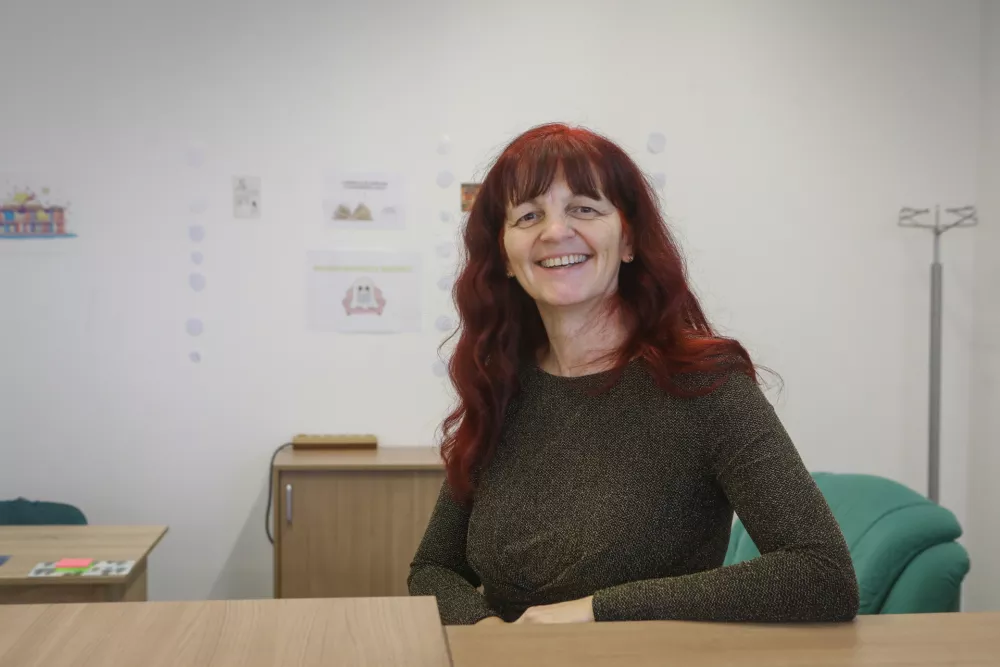 Nadomestni prostori: osnovna &scaron;ola kar v nekdanjem outlet centru