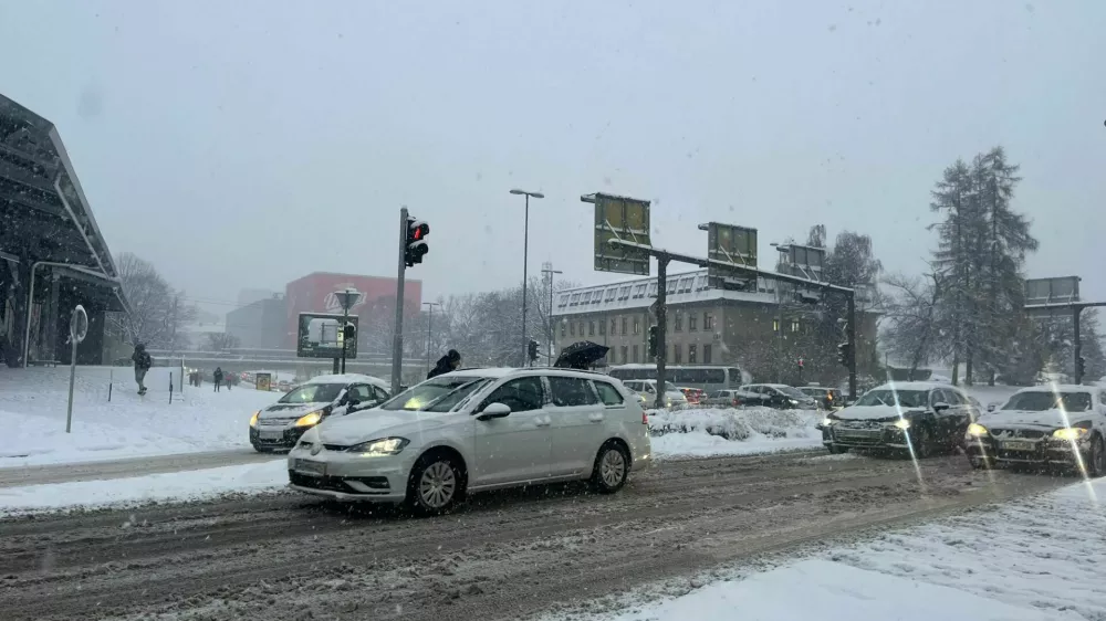 Razmere v prestolnici. Foto: Nik Erik Neubauer