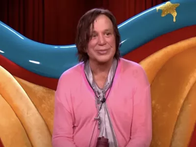 Mickey Rourke v oddaji Big Brother ni zdržal dolgo. F Celebrity Big Brother UK/Youtube