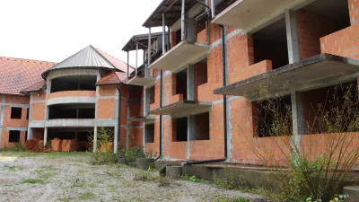 Dom starejših Osilnica, nedograjen.