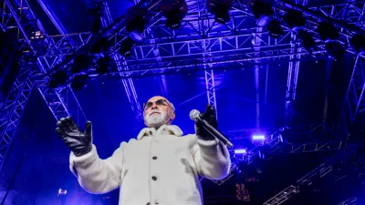 Dino Merlin svoje nastope visoko zaračuna. F Pixsell