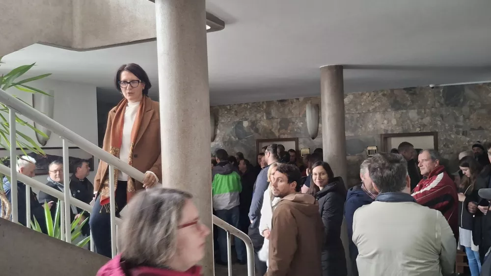 Vipap Videm Kr&scaron;ko protest na občini Kr&scaron;ko