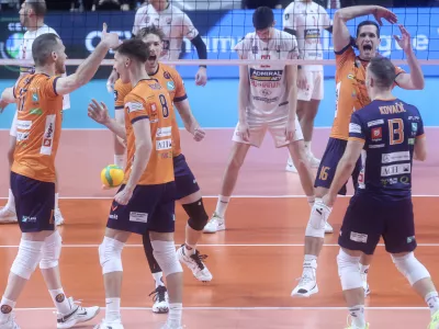 - 27.11.2025 - odbojka - kvalifikacije za ligo prvakov - ACH Volley: Radnički Kragujevac//FOTO: Jaka Gasar