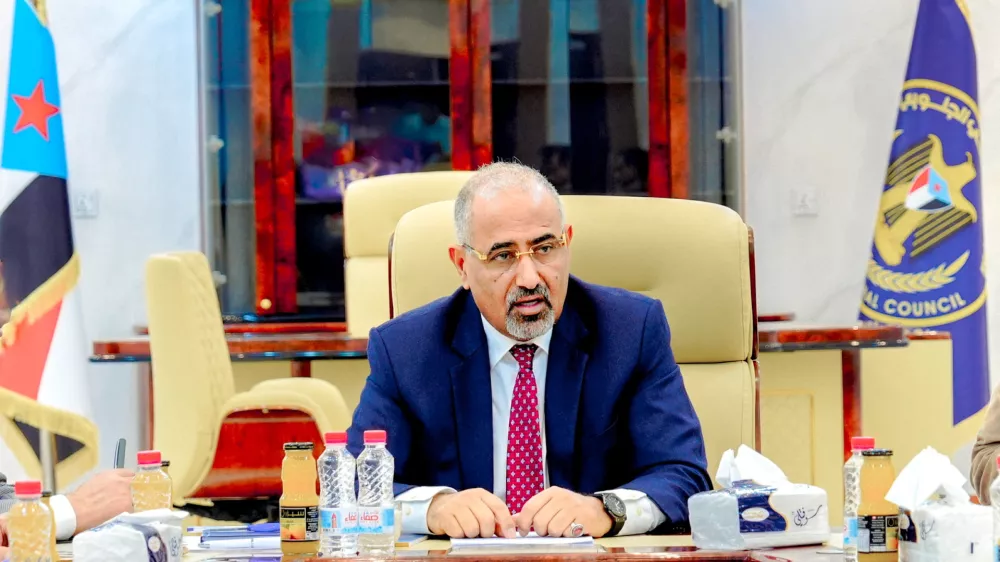 FILE PHOTO: Aidarous al-Zubaidi, the leader of Yemen's Southern Transitional Council (STC), who, according to the Saudi-backed coalition, fled to an unknown destination, heads a meeting in Aden, Yemen February 26, 2025. Southern Transitional Council/Handout via REUTERS THIS IMAGE HAS BEEN SUPPLIED BY A THIRD PARTY/File Photo