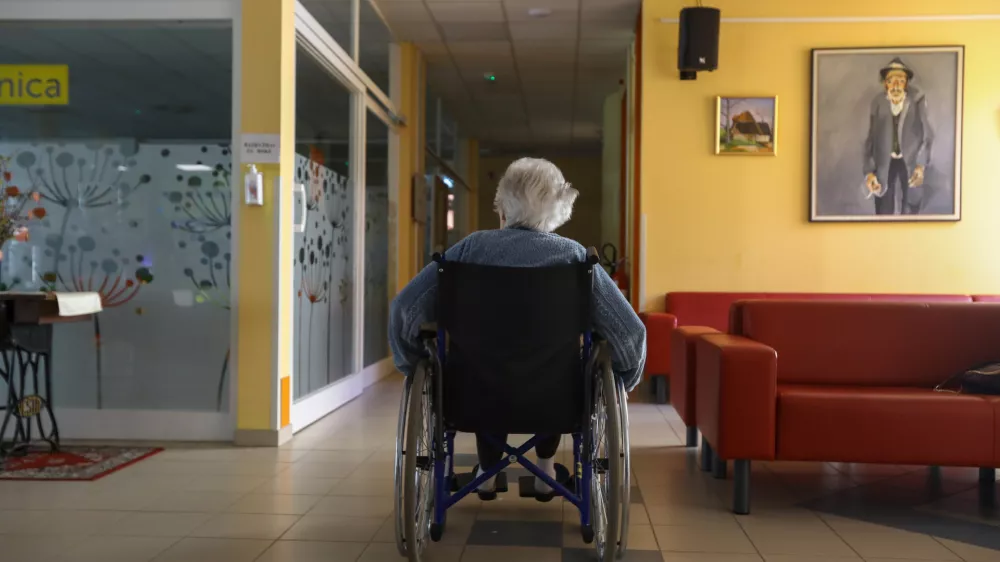 simbolična fotografija starost upokojenci18.03.2025 - Dom starej&scaron;ih Na Fari - dom upokojencevFoto: Luka Cjuha