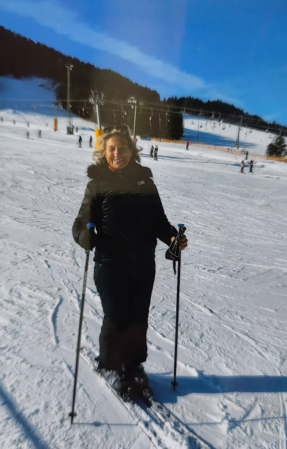 Fikreta je danes stara 76 let &ndash; in &scaron;e vedno smuča