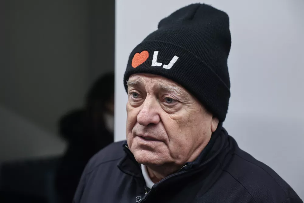 Sežigalnica bo na Barju, tam ni sosedov. Znova so se oglasili zdravniki