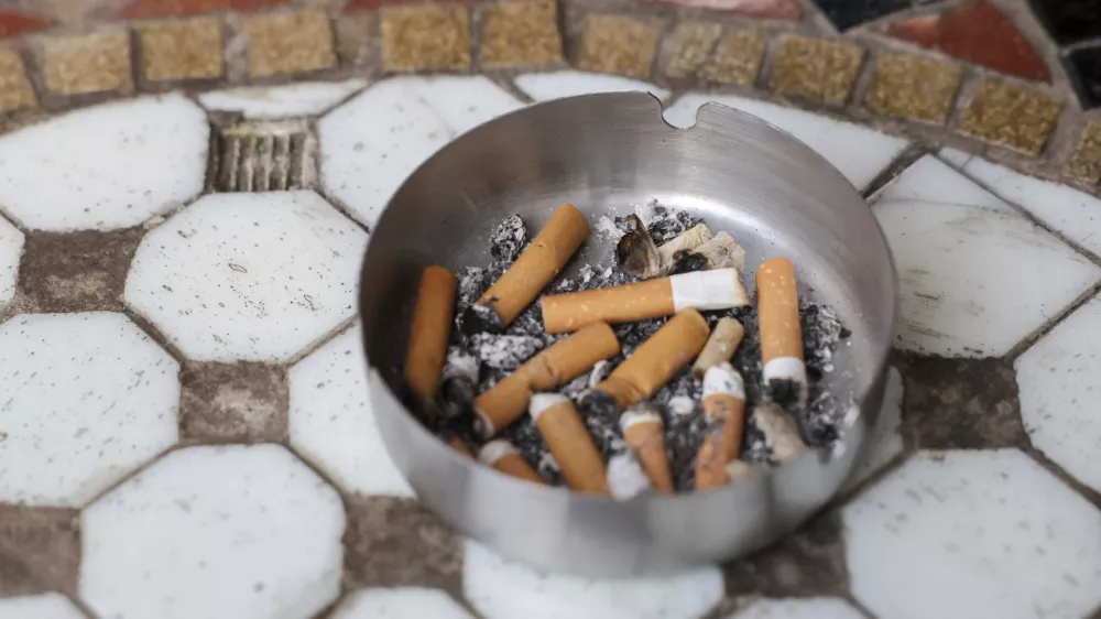 Kaj vse bo prinesla spremenjena direktiva o tobaku?