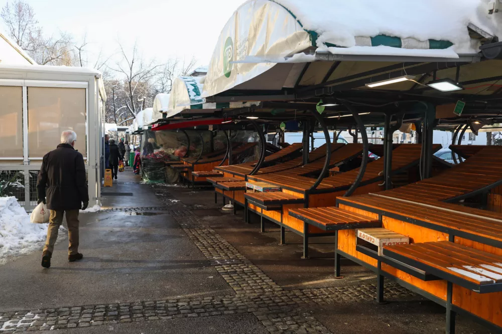 08.012026. Mraz -12 v Ljubljani. Tržnica Koseze. Foto: Bojan Velikonja / Foto: 