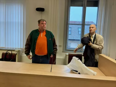 Aleksej Konja&scaron;kin glede obtožbenih očitkov ni povedal nič, le zagotovil je, da ne misli pobegniti.