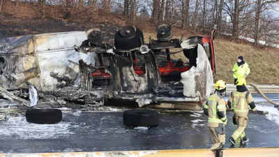Slovenska Bistrica - Avtocesta - Promet - Prometne nesreče - Nesreča cisterne in kombija na avtocesti - zagorela cisterna in kombi - gasilci - Gasilci - Nesreče - Avtor: Sašo Bizjak