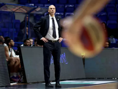 Joan Pennaroya, Partizan