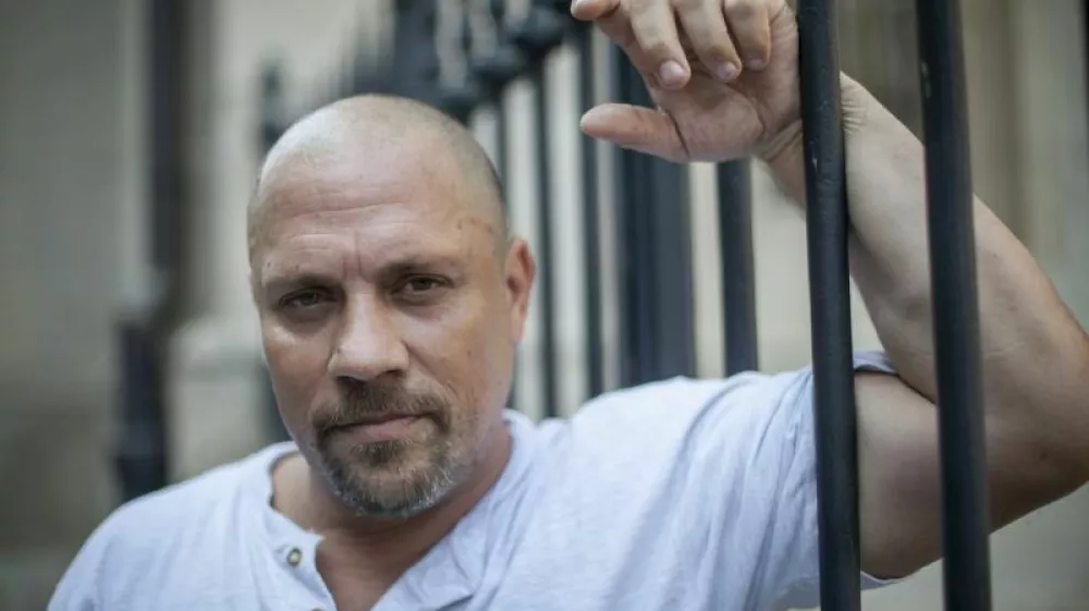 Boris Dežulović, hrva&scaron;ki novinar in književnik, Dnevnikov kolumnist    ///FOTO: Luka CjuhaOPOMBA: ZA OBJAVO V PRILOGI  DNEVNIKOV OBJEKTIV - INTERVJU 2015. / Foto: Luka Cjuha