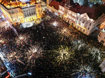 A drone view shows students and other demonstrators gathered for the first protest of the year, after months of rallies demanding political accountability and elections, following the deadly collapse at the city's railway station, in Novi Sad, Serbia, January 17, 2026. REUTERS/Zorana Jevtic TPX IMAGES OF THE DAY