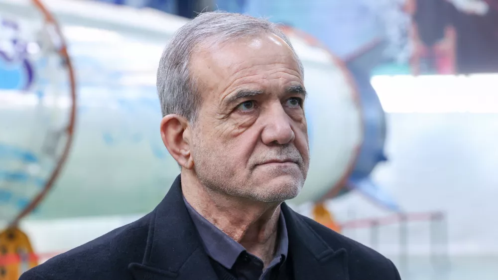 FILED - 02 February 2025, Iran, Tehran: Iranian President Masoud Pezeshkian visits an exhibition that showcases the defense ministry's latest advancements in defense and space in Tehran. Photo: Iranian Presidency/dpa - ATTENTION: editorial use only and only if the credit mentioned above is referenced in full