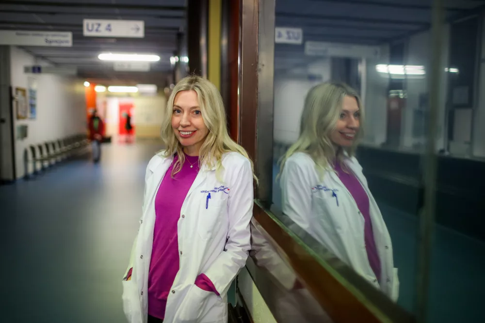 - 15.01.2025. - Prof. dr. Mojca Jensterle Sever, dr. med. Klinični oddelek za endokrinologijo, diabetes in presnovne bolezni. Strokovnjakinja za debelost kot bolezen.- OPOMBA: ZA NEDELJCA!//FOTO: Bojan Velikonja / Foto: Bojan Velikonja