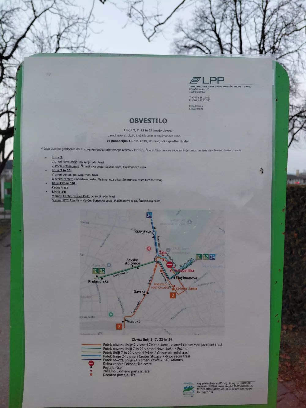 Kje je postaja? Obisk Žal z avtobusom je vse prej kot preprost