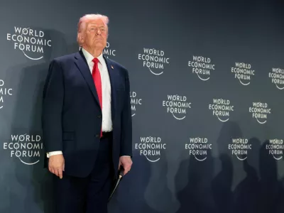 U.S. President Donald Trump attends a reception with business leaders during the 56th annual World Economic Forum (WEF), in Davos, Switzerland, January 21, 2026. REUTERS/Jonathan Ernst