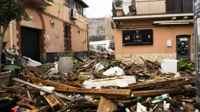 Image: 1067992963, License: Rights-managed, Restrictions: Usage restrictions: Advertising and promotion,Commercial electronic,Consumer goods,Direct mail and brochures,Indoor display,Internal business usage,Personal use, Model Release: no