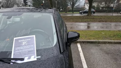 25.1.2026 - Štepanjsko naselje - parkiranje - Obvestilo pred trgovino LidlFoto: Luka Cjuha