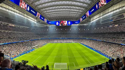 V nogometu se obrača čedalje več milijard