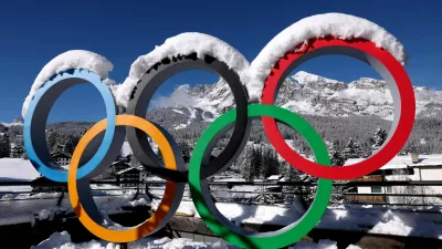 Milano Cortina 2026 Winter Olympics - Previews - Cortina d'Ampezzo, Italy - January 26, 2026 General view of the Olympic rings covered in snow ahead of the Milano Cortina 2026 Winter Olympics REUTERS/Claudia Greco   TPX IMAGES OF THE DAY