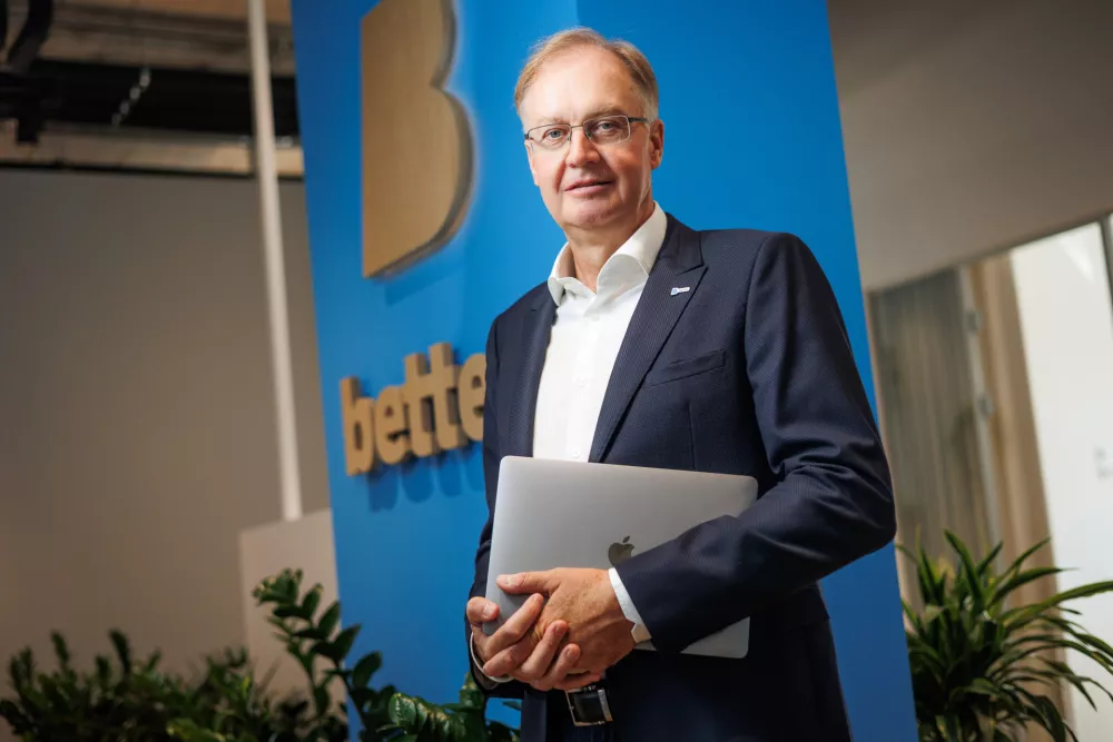 Tomaž Gornik F Jernej Lasič