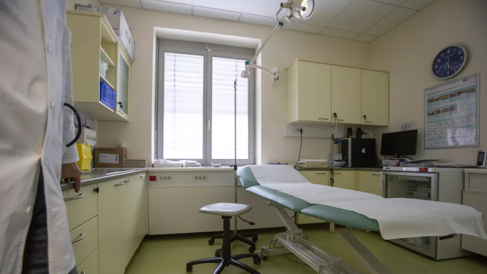 Bo vlada pred volitvami olaj&scaron;ala izbiro zdravnika?