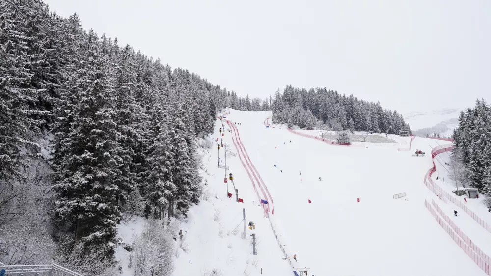A view of the course after an alpine ski, women's World Cup downhill training was cancelled due to bad weather, in Crans Montana, Switzerland, Thursday, Jan. 29, 2026. (AP Photo/Giovanni Auletta)