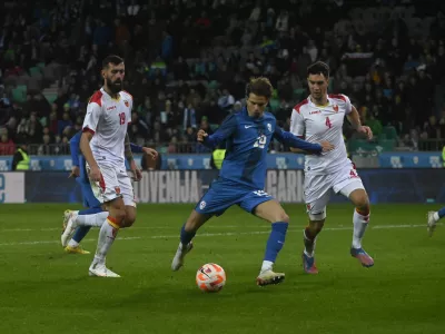 Luka Zahovič - 20.11.2022 &ndash; nogomet &ndash; Slovenija: Črna gora, prijateljska tekma //FOTO: Nik Erik Neubauer
