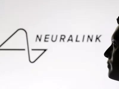 FILE PHOTO: A 3D-printed miniature model of Elon Musk and the Neuralink logo are seen in this illustration taken January 23, 2025. REUTERS/Dado Ruvic/Illustration/File Photo