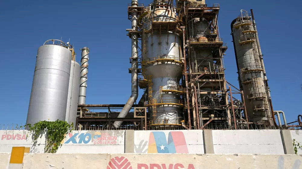 Installations at the El Palito refinery of Venezuelan state oil company PDVSA, after the National Assembly approved a major reform of the country's main oil law, in Puerto Cabello, Venezuela, January 22, 2026. REUTERS/Gaby Oraa
