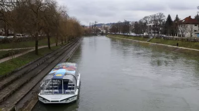 S turistično ladjico tudi v Krajinskem parku Barje