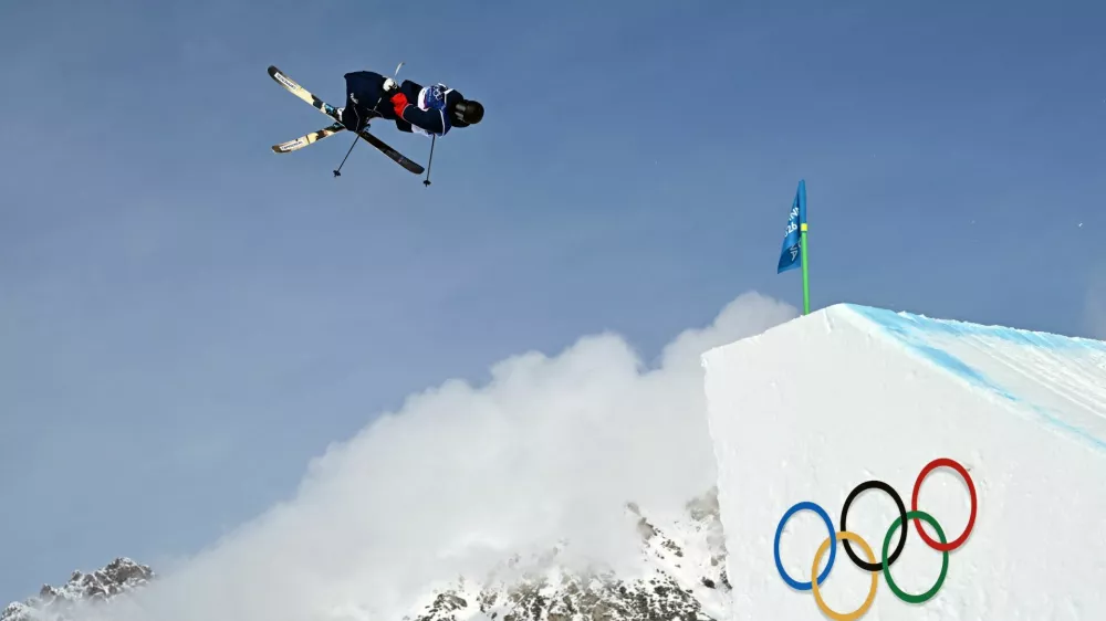 Milano Cortina 2026 Olympics - Freestyle Skiing - Freeski Slopestyle Training - Livigno Snow Park, Livigno, Italy - February 5, 2026. An athlete during training REUTERS/Dylan Martinez / Foto: Dylan Martinez