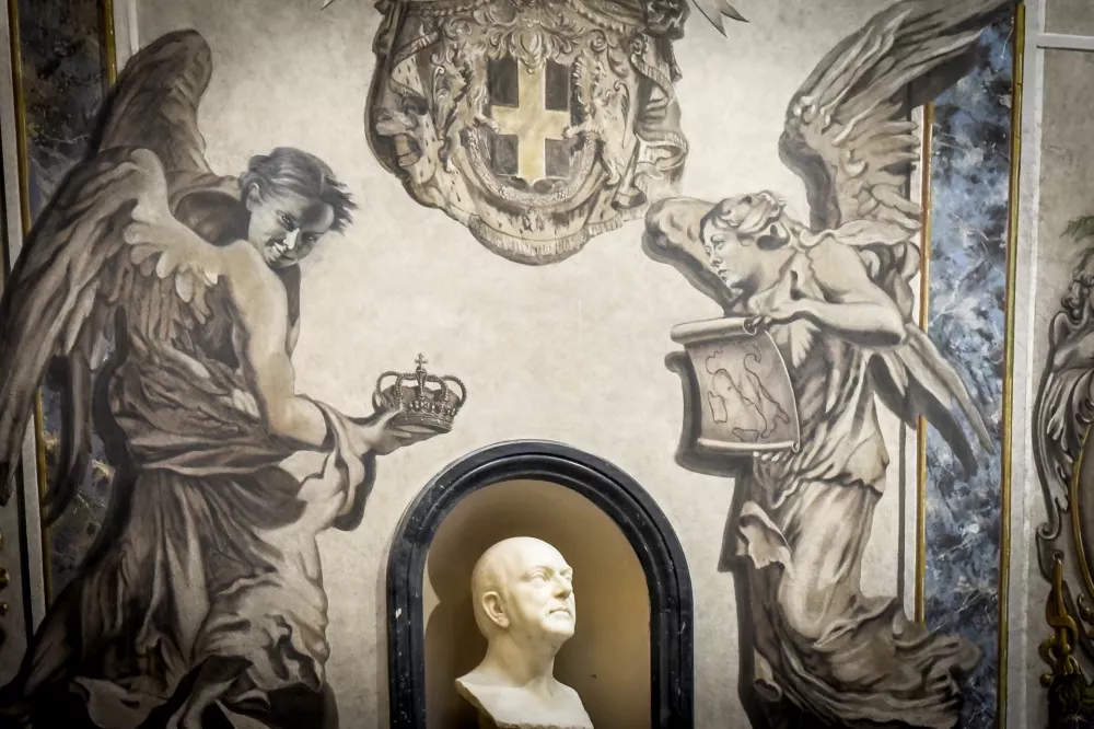 31 January 2026, Italy, Rome: An angel bearing a striking resemblance to Italian Prime Minister Giorgia Meloni (R)&nbsp;is pictured in the recently restored Basilica of San Lorenzo in Lucina. Photo: Alessandro Serrano/AGF via ZUMA Press/dpa