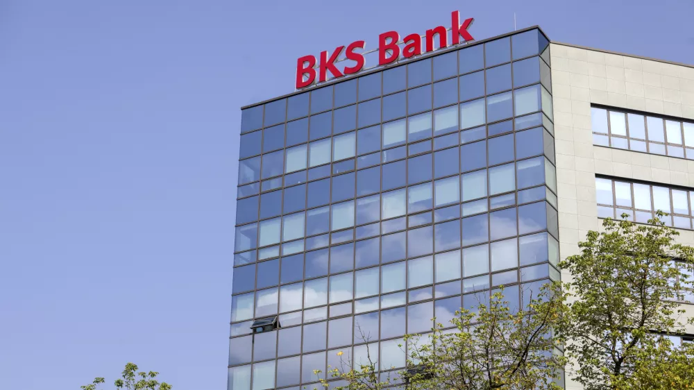 Avstrijci opozarjajo: gospodarsko razpoloženje v Sloveniji se slab&scaron;a