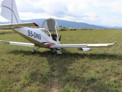 Letalo se je ob pristanku z nosom zarilo v travnik ob vzletno pristajalmni stezi F Služba za preiskovanje letalskih nesreč